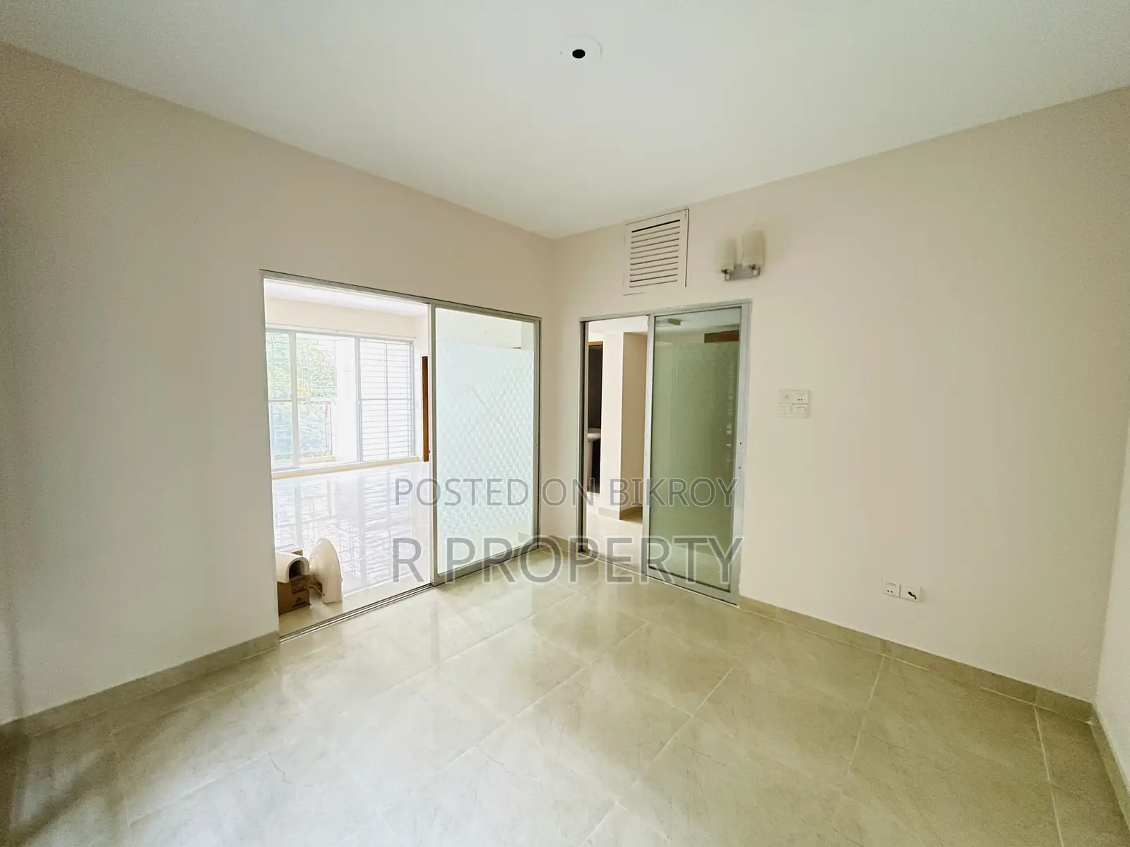 3bdrm Apartment in Uttara for Sale in Uttara
