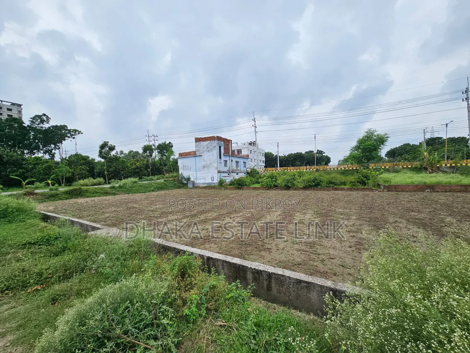 5 Katha Land for Sale Near City Heart Bypass Road in Laksimipur