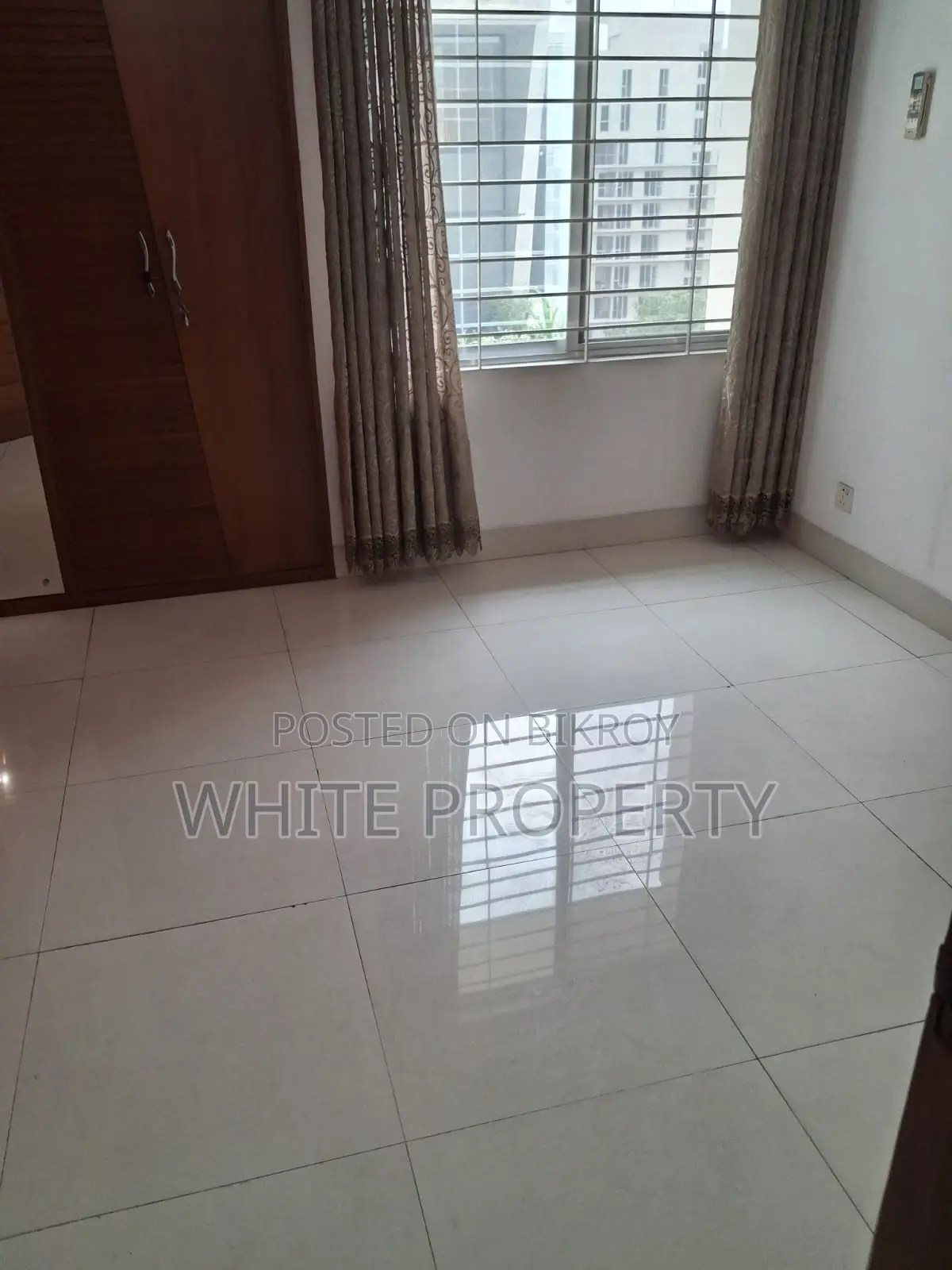Furnished 3bdrm Apartment in White Property, Banani for Rent in Banani