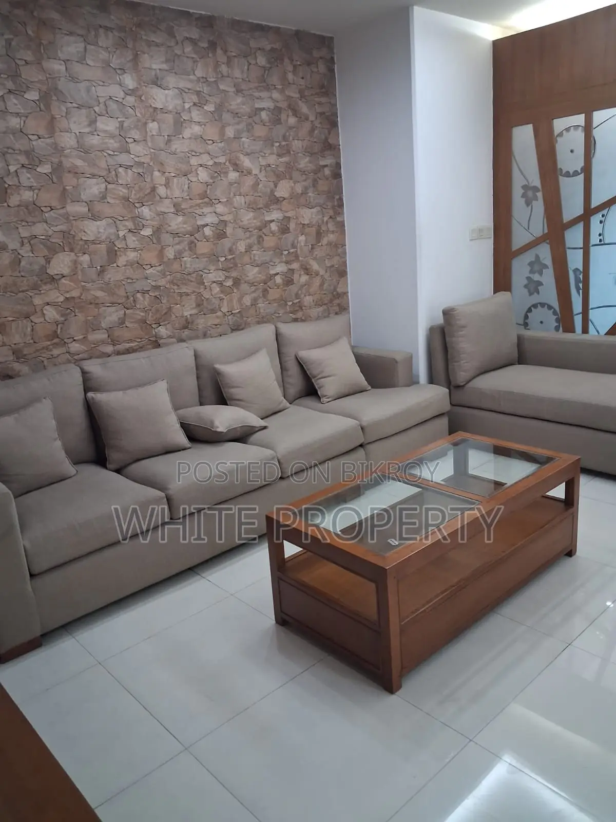 Furnished 3bdrm Apartment in White Property, Banani for Rent in Banani