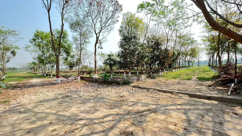 Commercial Space for Sale in Shopping Complex | Get 1 Lakh Taka Cash Discount! in Singair