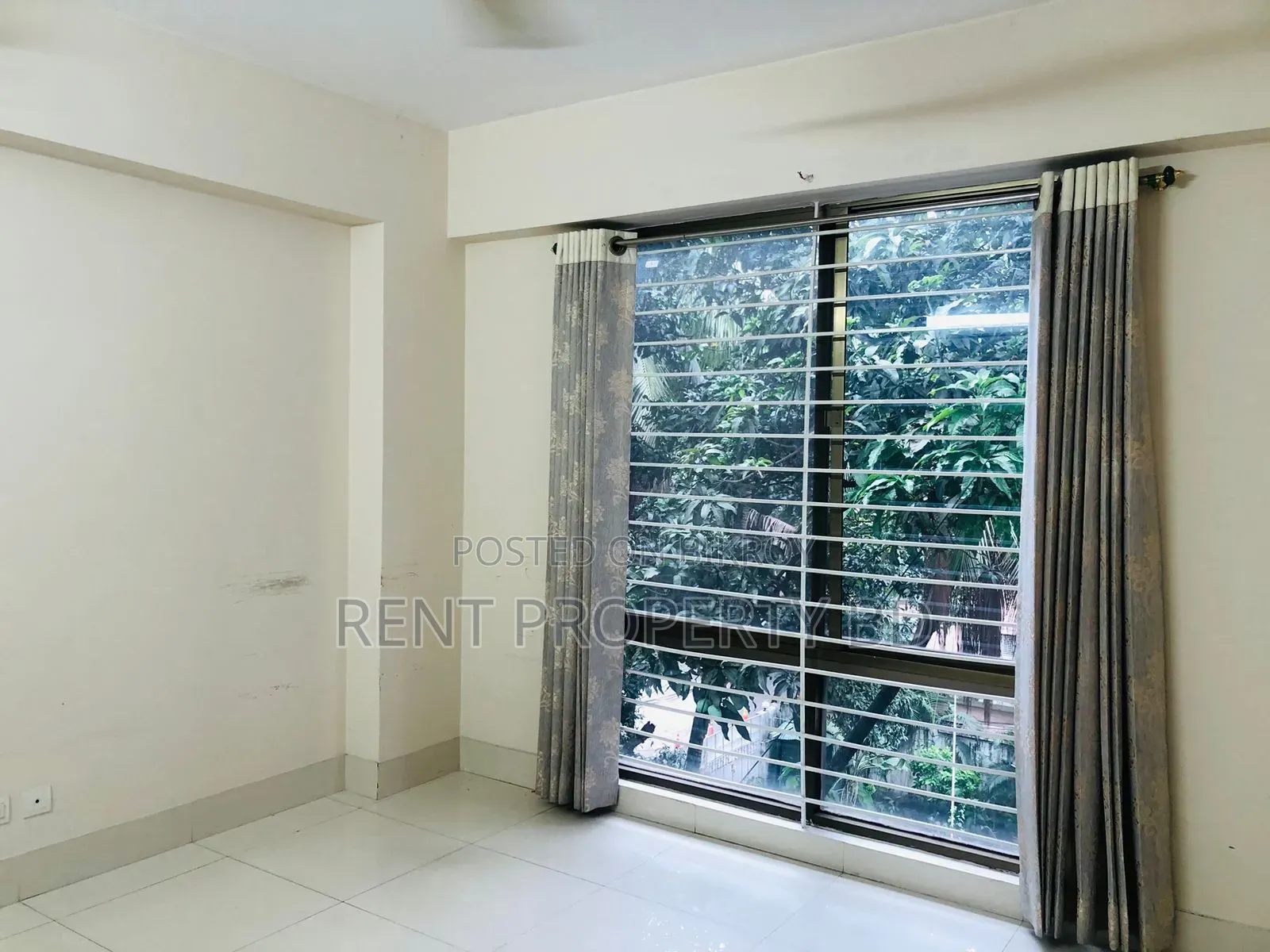 4bdrm Block of Flats in Suvastu, Gulshan for Rent in Gulshan