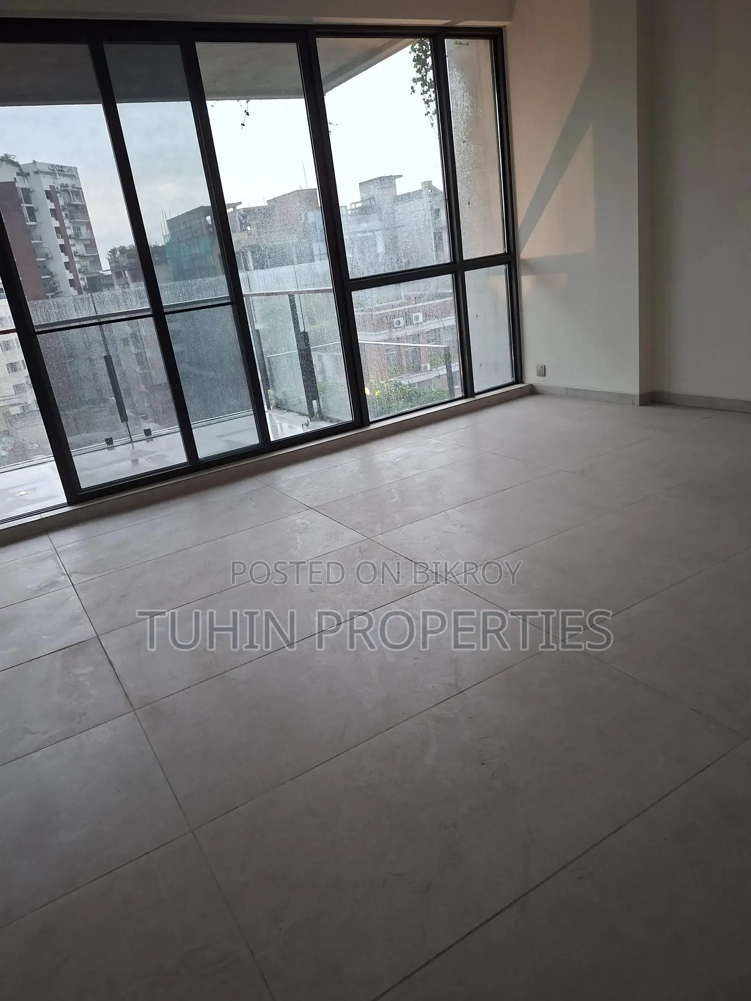 3bdrm Apartment in Baridhara for Rent in Baridhara