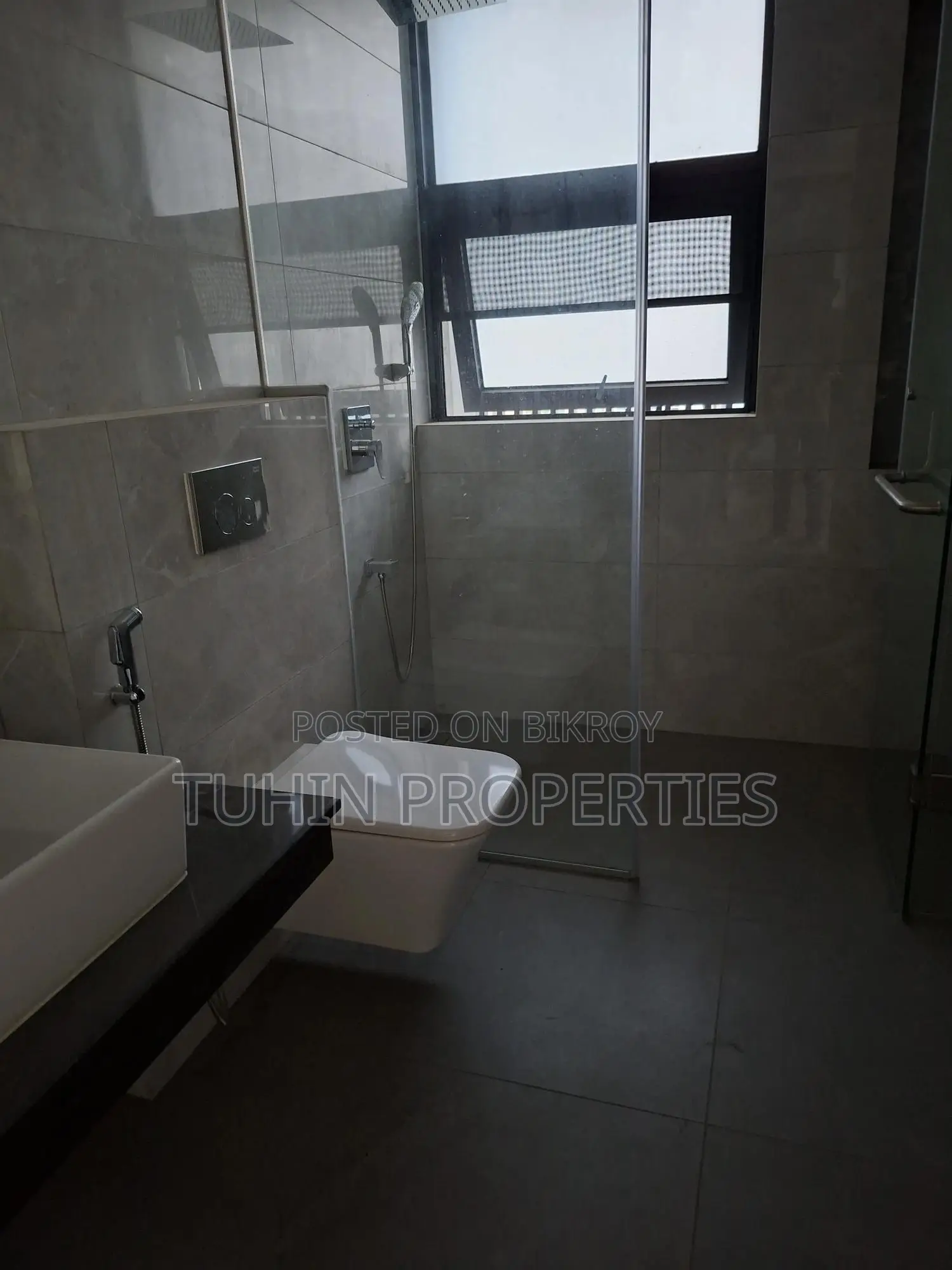 3bdrm Apartment in Baridhara for Rent in Baridhara