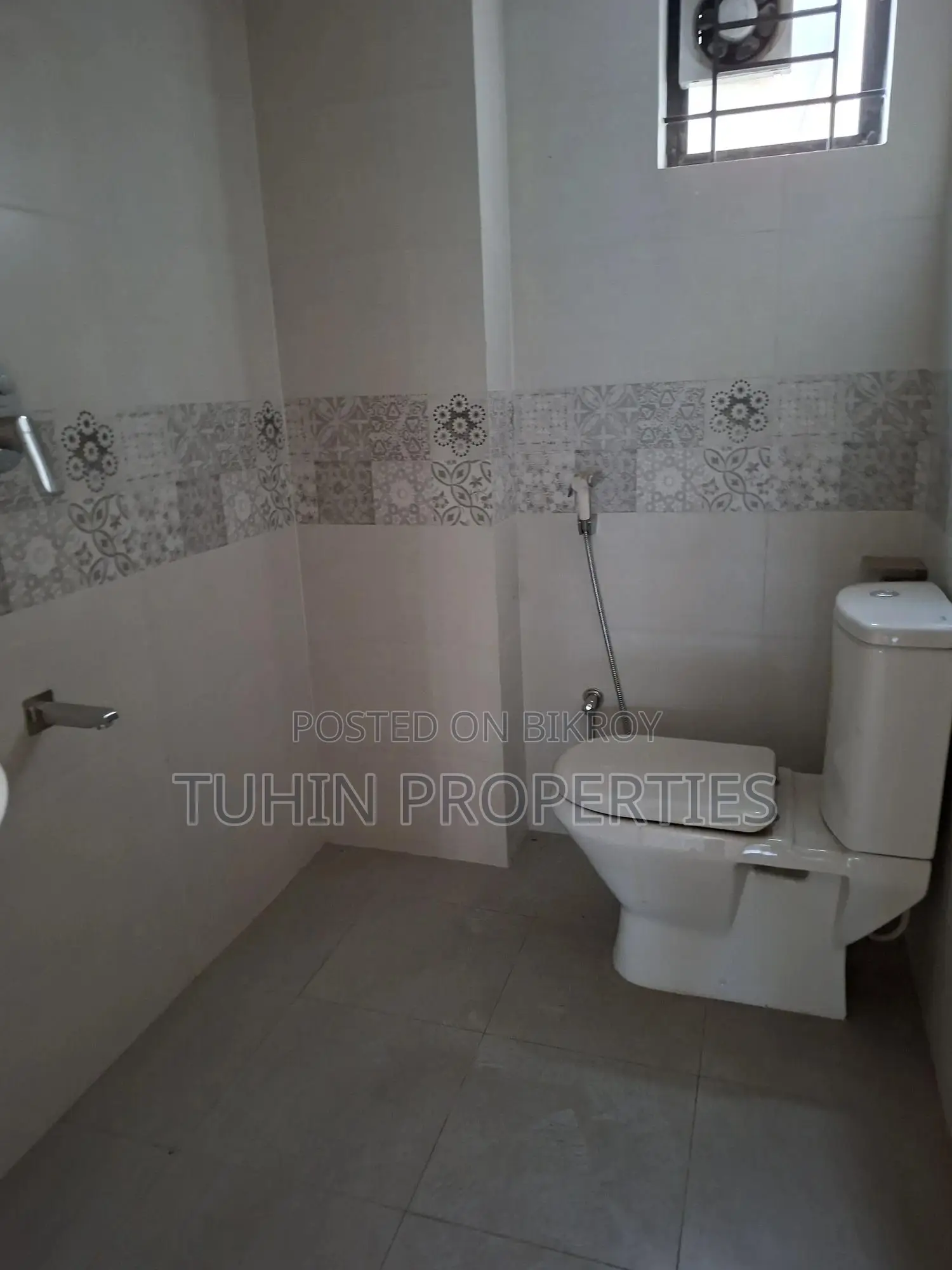 4bdrm Apartment in Uttara for Sale in Uttara