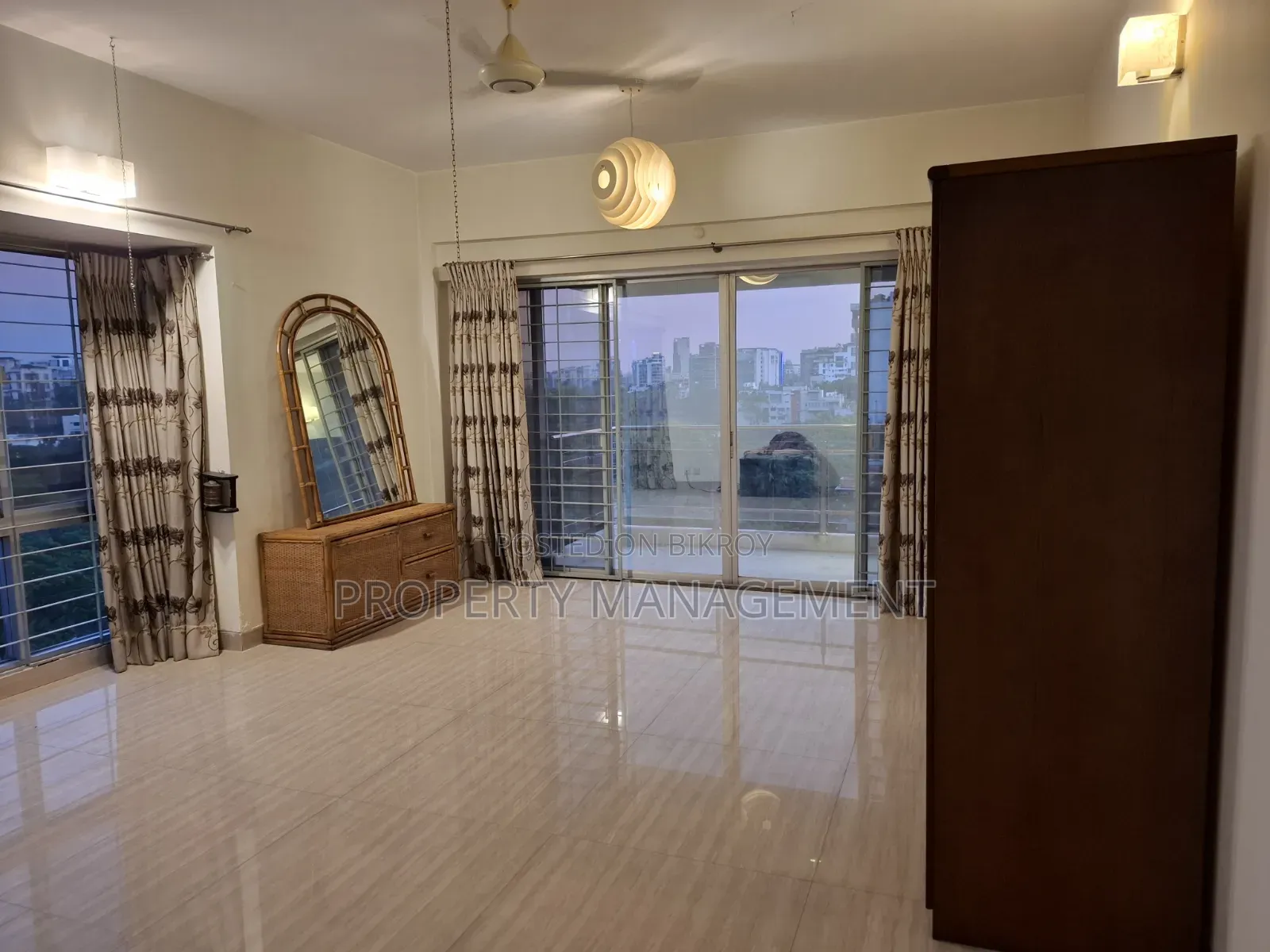 Furnished 4bdrm Apartment in Navana, Gulshan for Rent in Gulshan