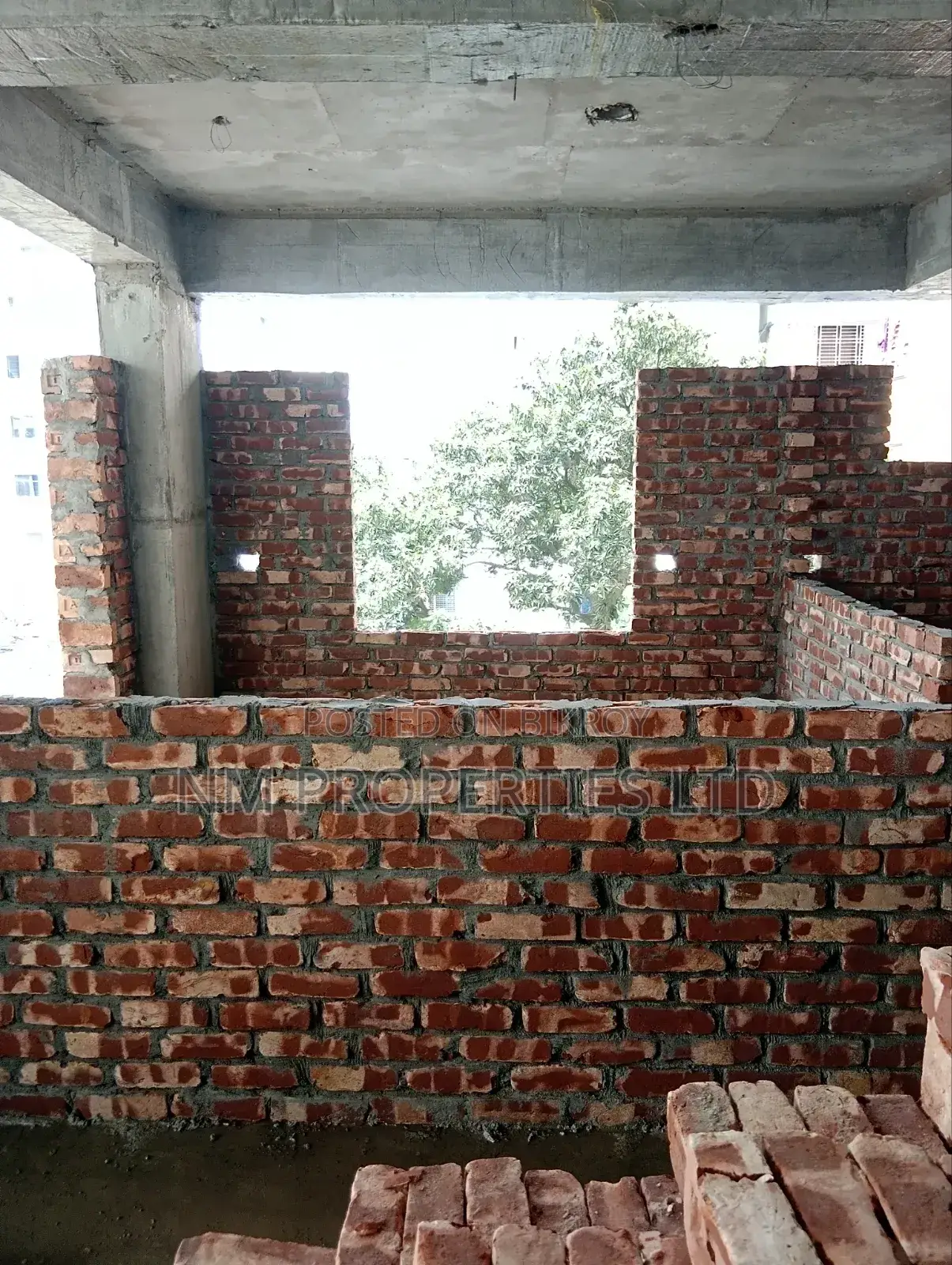 Furnished 3bdrm Apartment in Barak Molla Mor, 60 Feet Road for Sale in 60 Feet Road