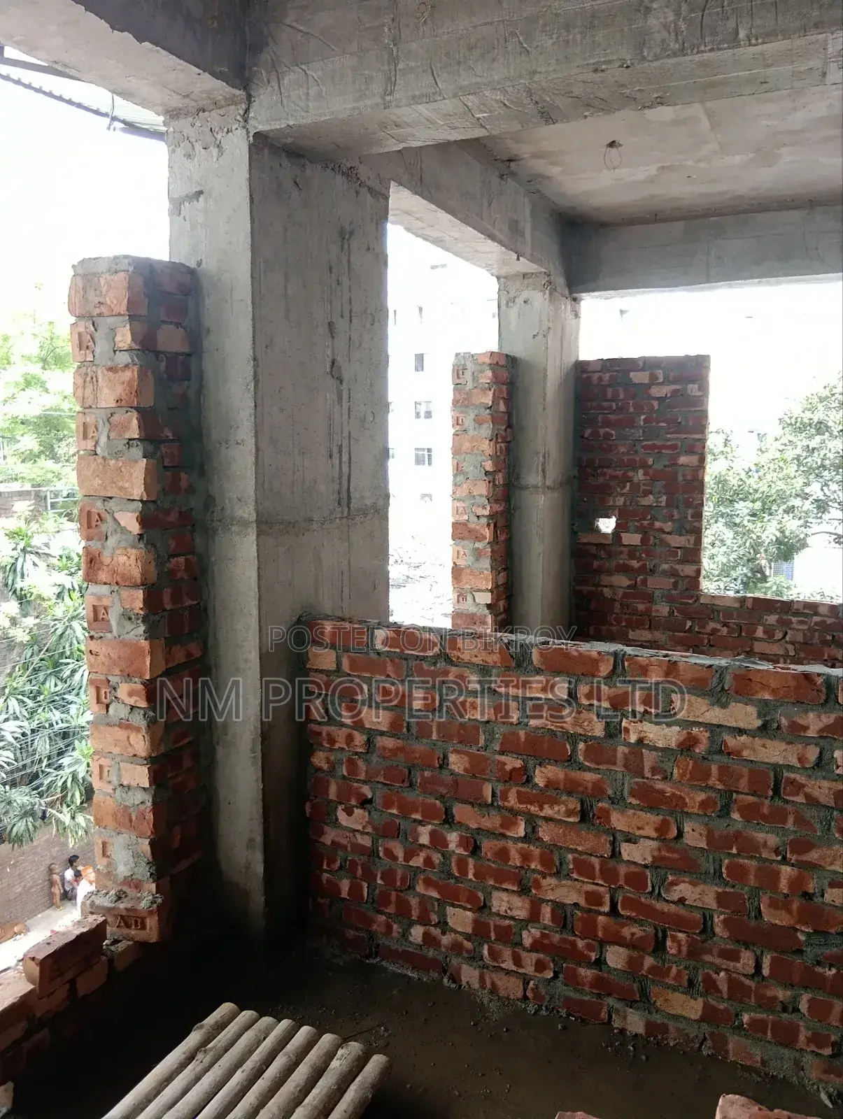 Furnished 3bdrm Apartment in Barak Molla Mor, 60 Feet Road for Sale in 60 Feet Road