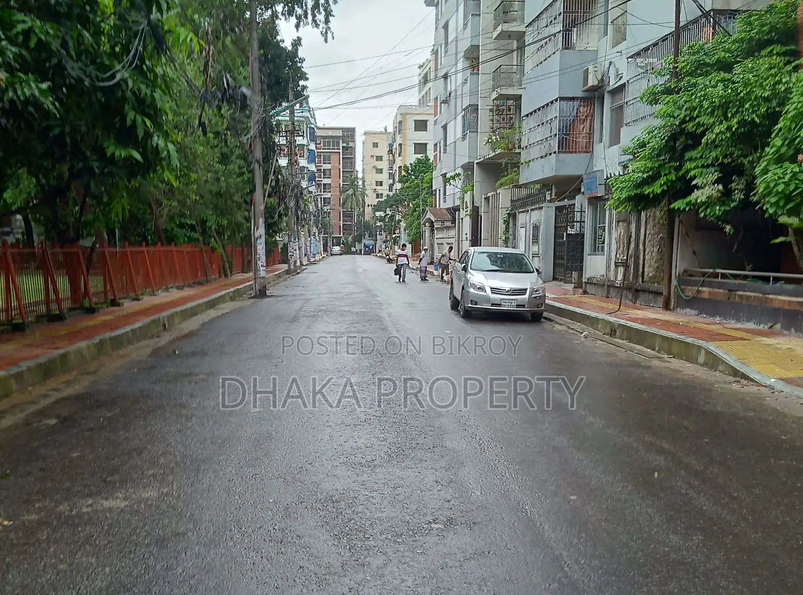 Corner 5.75 Katha South at Banani Block D. in Banani