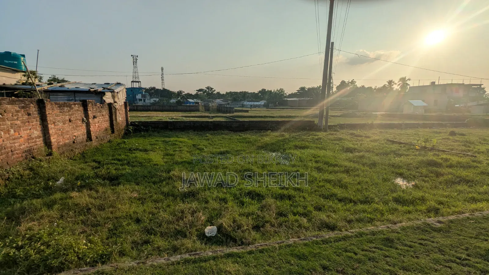 Residential plot for sale measuring 2.5 to 5 decimals with 3-sided and 2-sided road access in Horintana Thana