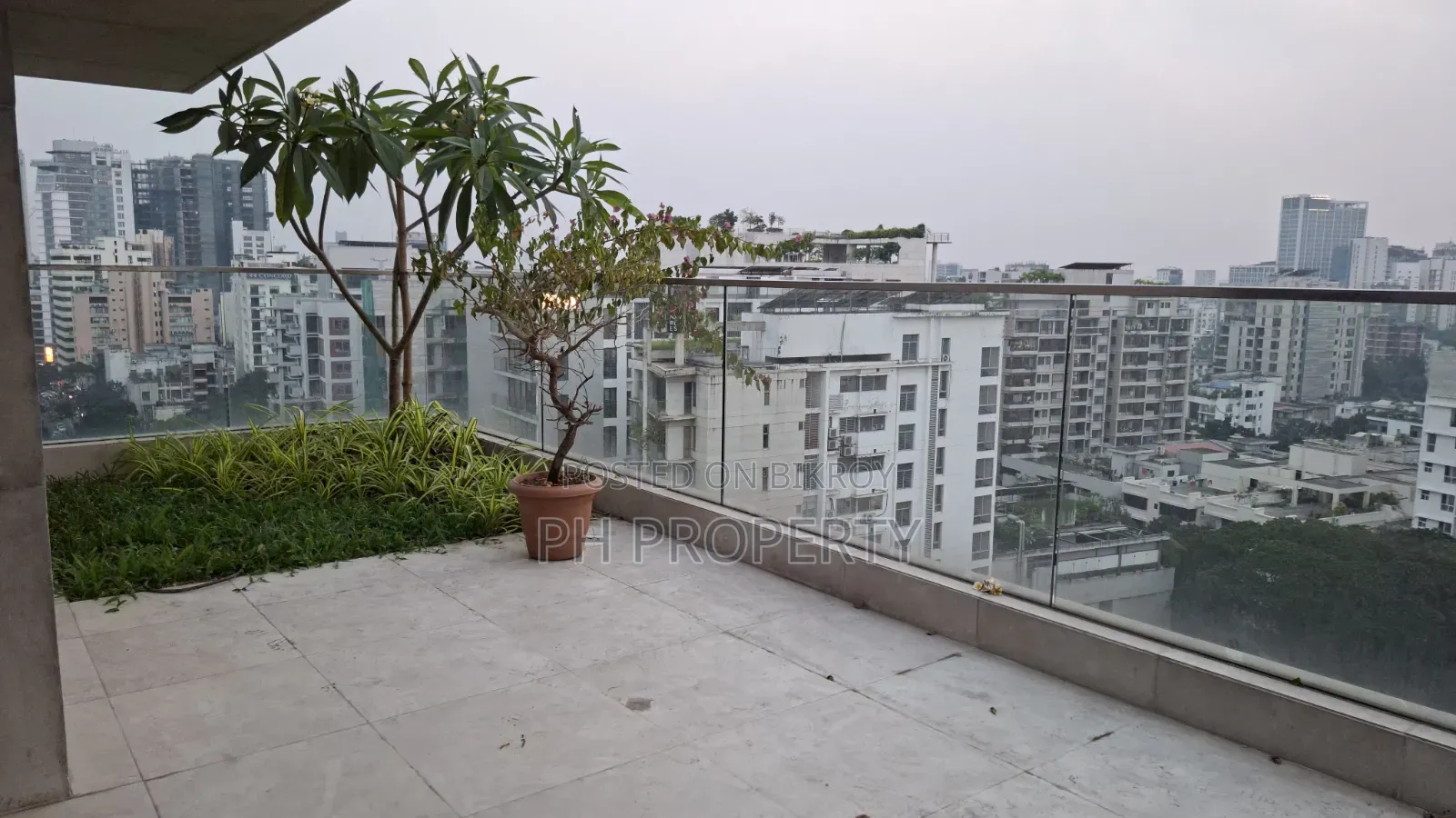 4-bedroom Apartment in Bangladesh Dhaka, Gulshan for Sale in Gulshan