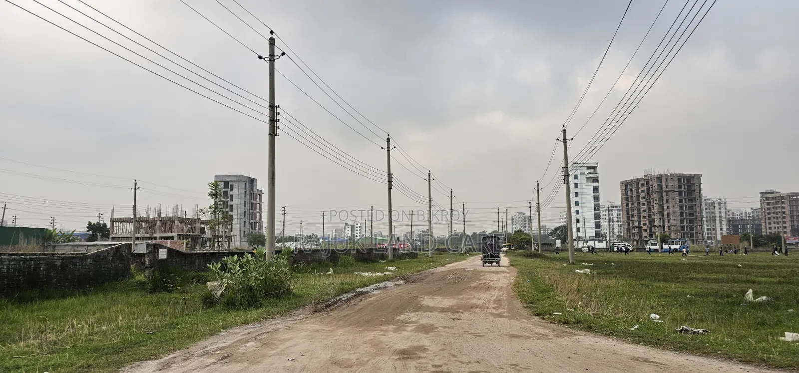 Sector 17/B Road 1/B Plot # in Uttara
