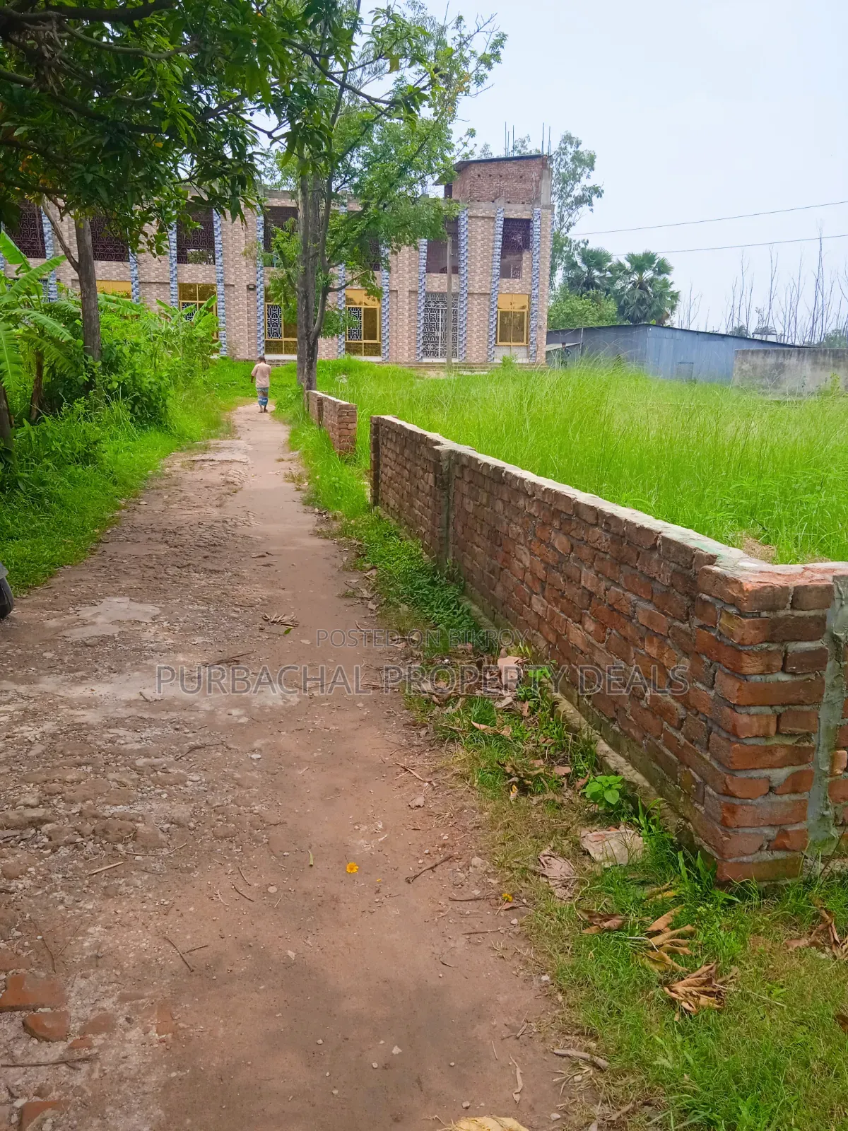 4.25 Katha land adjacent to Purbachal for sale at 1.12 Crore Taka in Rupganj