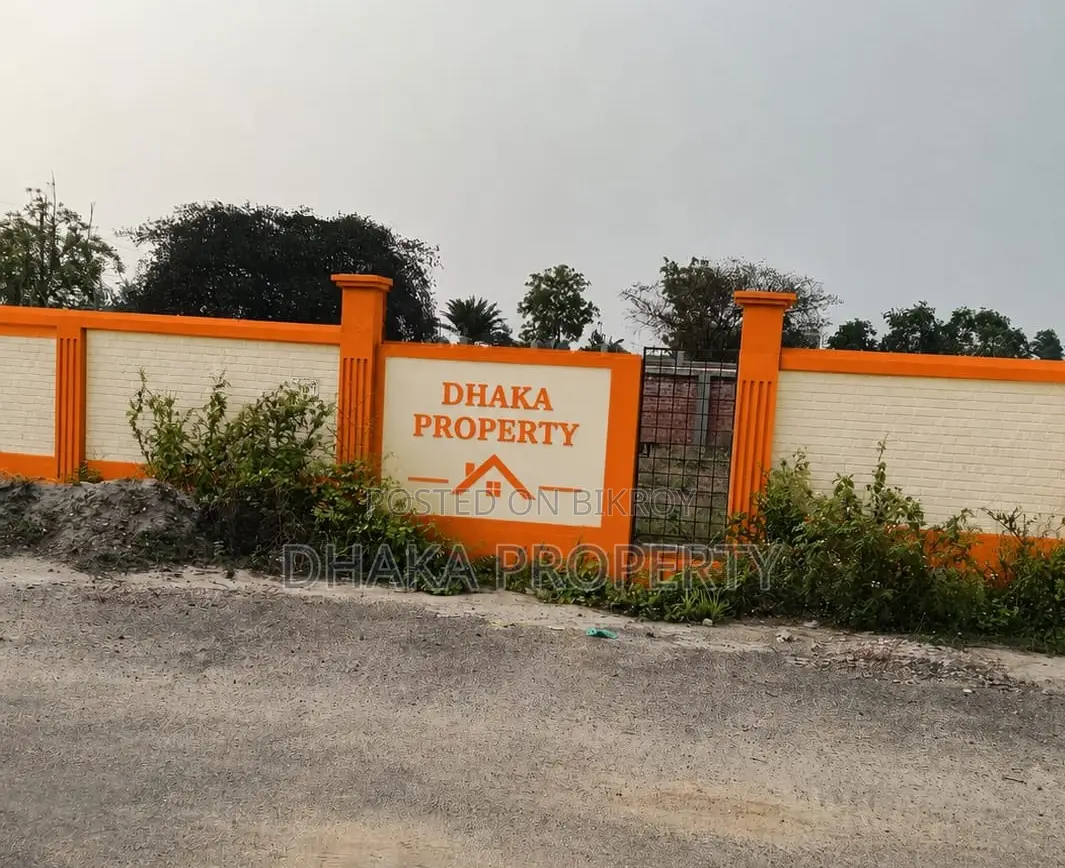 300ft Expressway 5 Katha North at Sector-10 in Purbachal