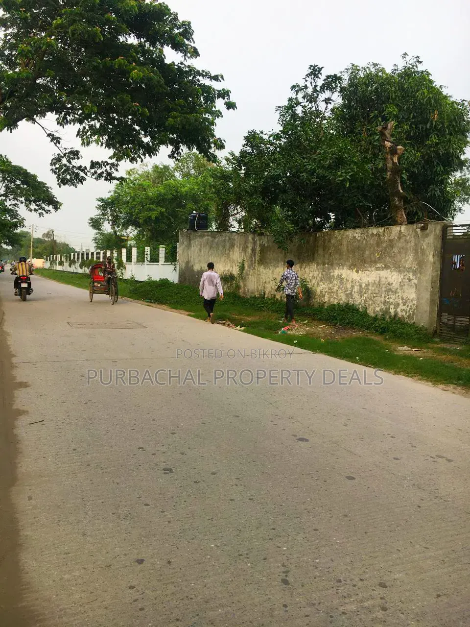 20 Katha land for sale on 60 feet road adjacent to United City-Sunvalley Housing in Badda