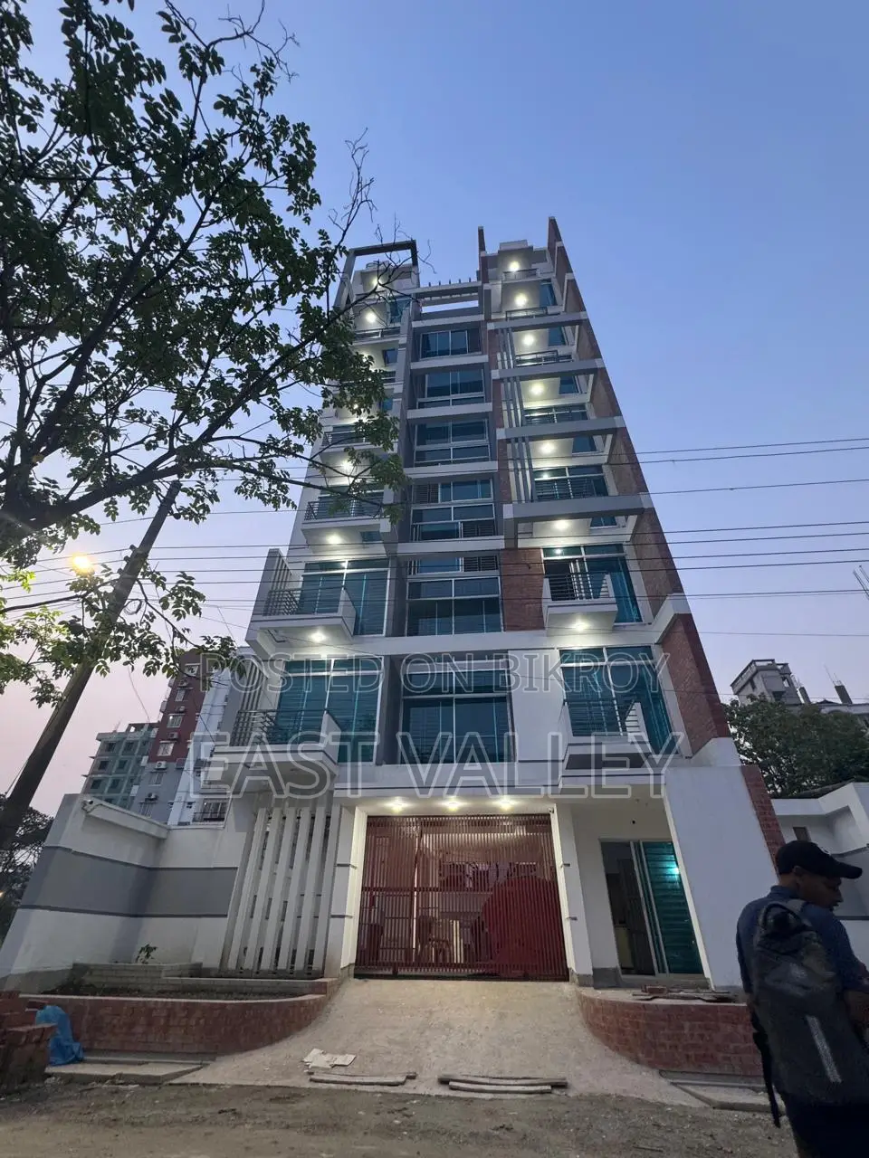 Furnished 3-bedroom Apartment in M A Rahim, Basundhara for Sale in Basundhara