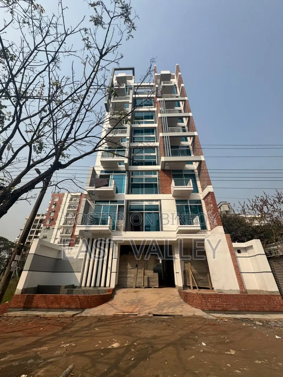 Furnished 3-bedroom Apartment in M A Rahim, Basundhara for Sale in Basundhara