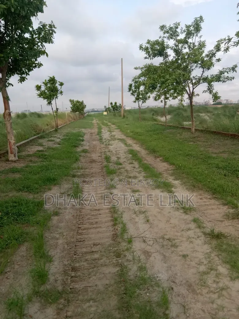 19 Decimal Land for Sale at Awal Market, Amin Bazar. in Savar