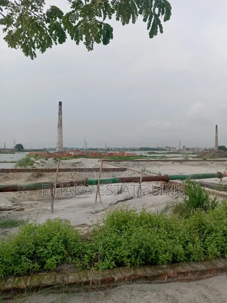 6 decimal land for sale at Awal Market, Amin Bazar in Savar