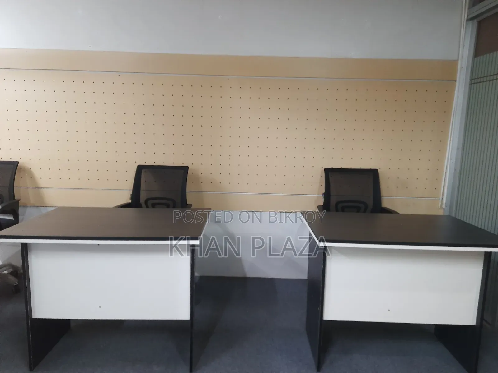 805 Square Feet Commercial Office in Dhanmondi