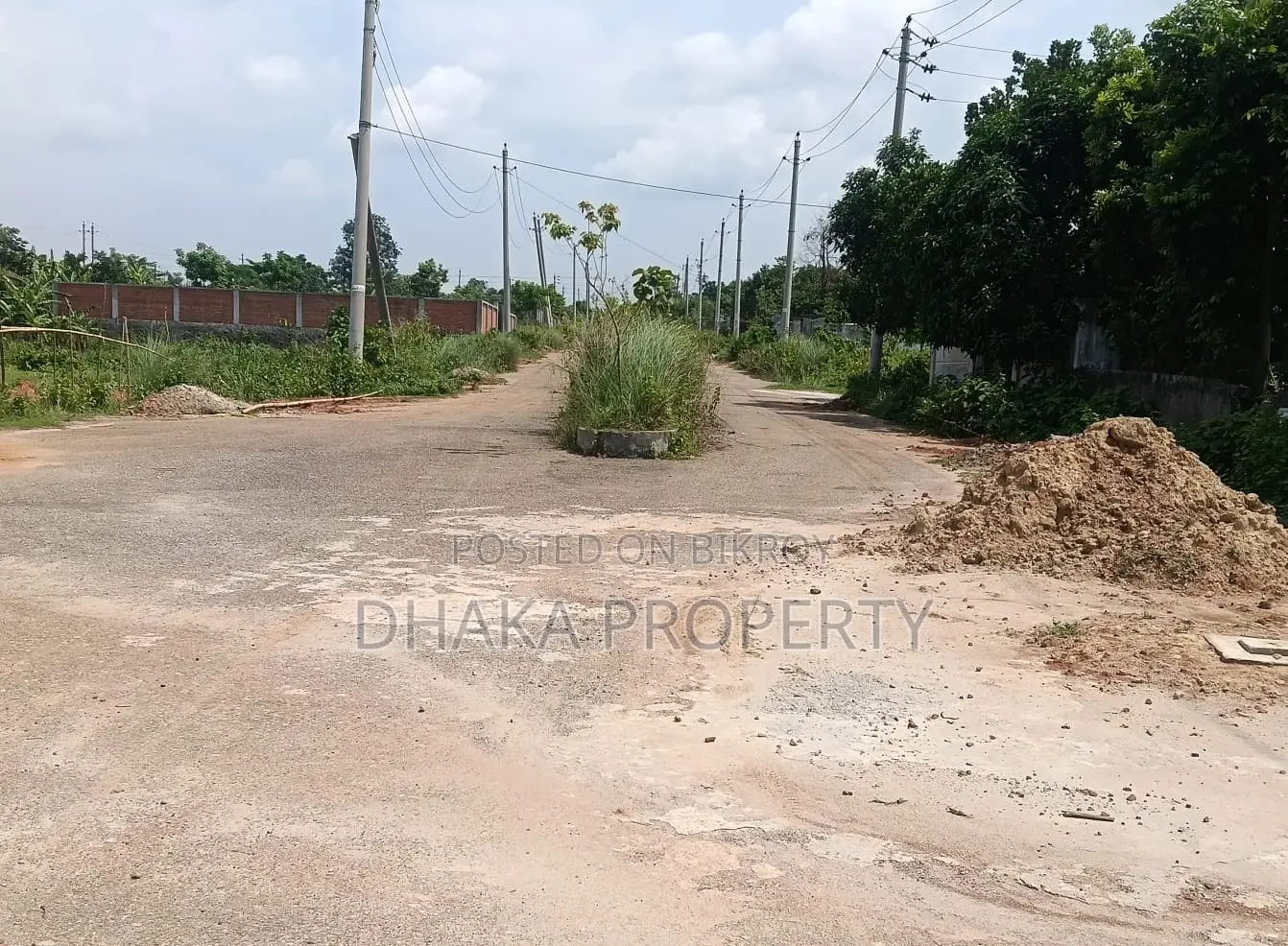 100ft Road 9 Katha Commercial West Sector: 2 in Purbachal