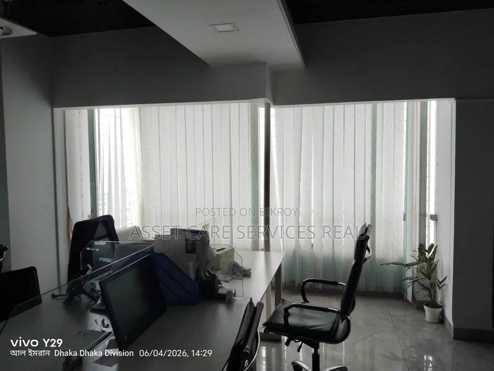 Fully commercial space for rent with furniture in Gulshan