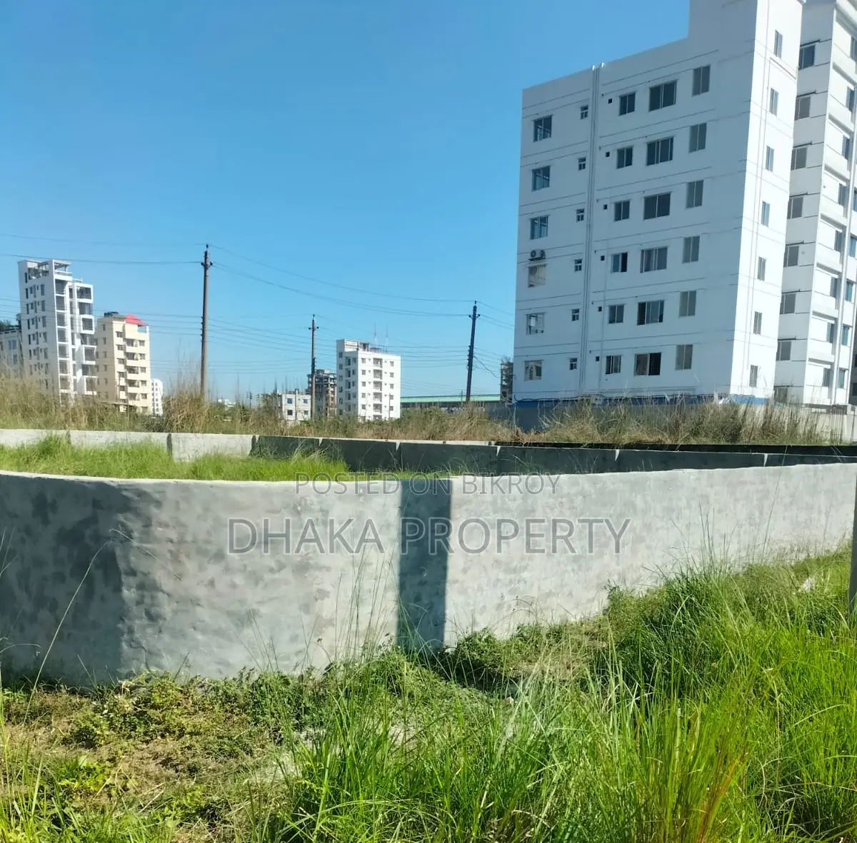 60ft Rd 3 Katha Park North at Sector-17/K in Uttara