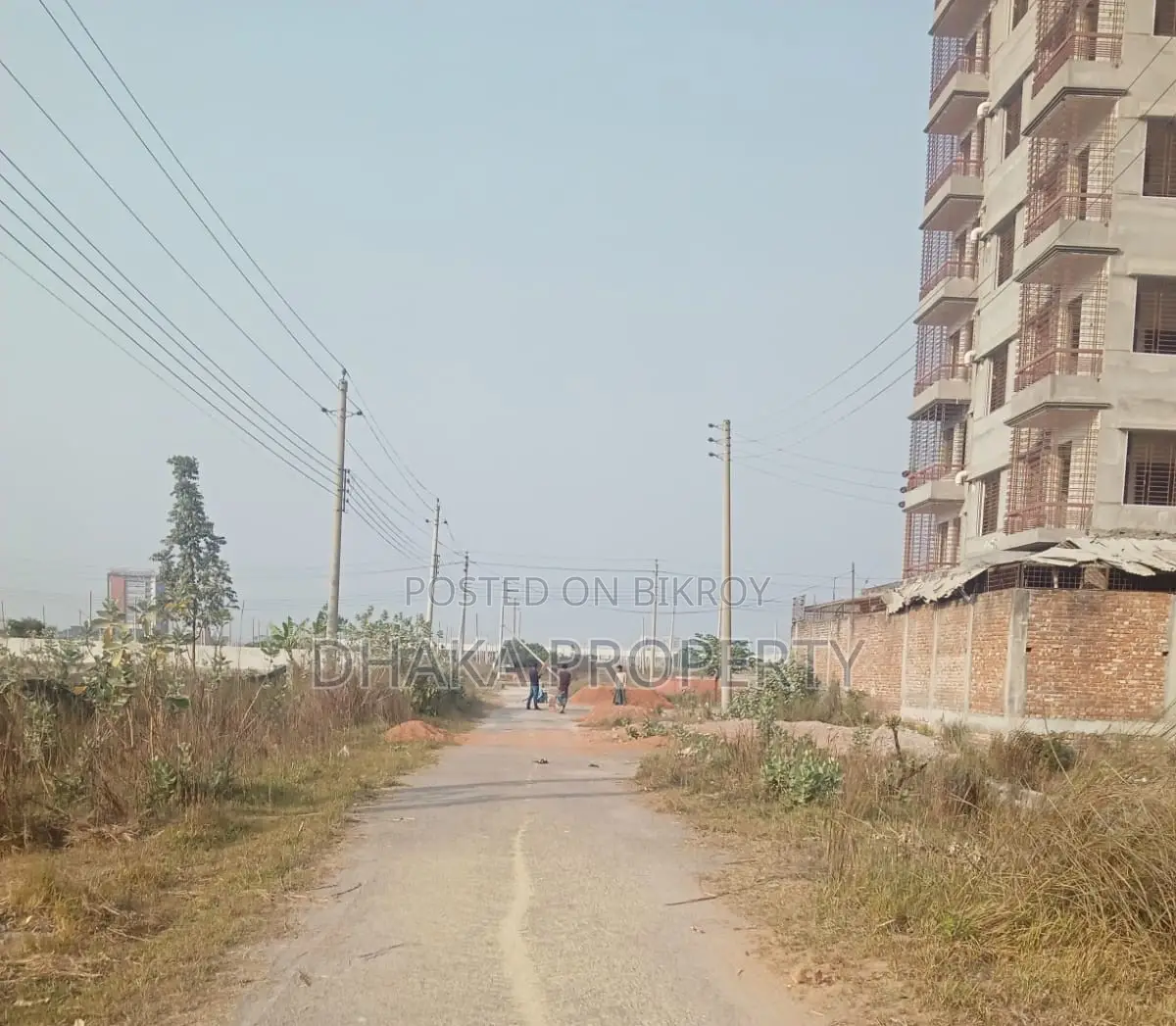 60ft Rd 3 Katha Park North at Sector-17/K in Uttara