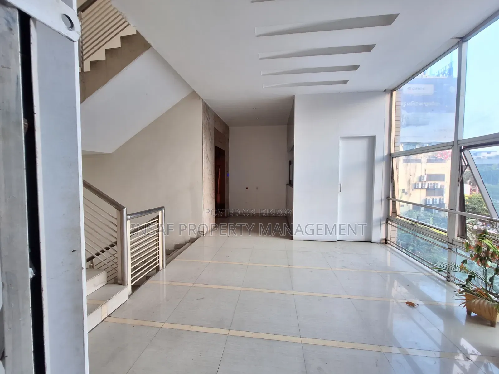 3700 sq ft Commercial Open Office Space Rent Farmgate Nice View in Farmgate