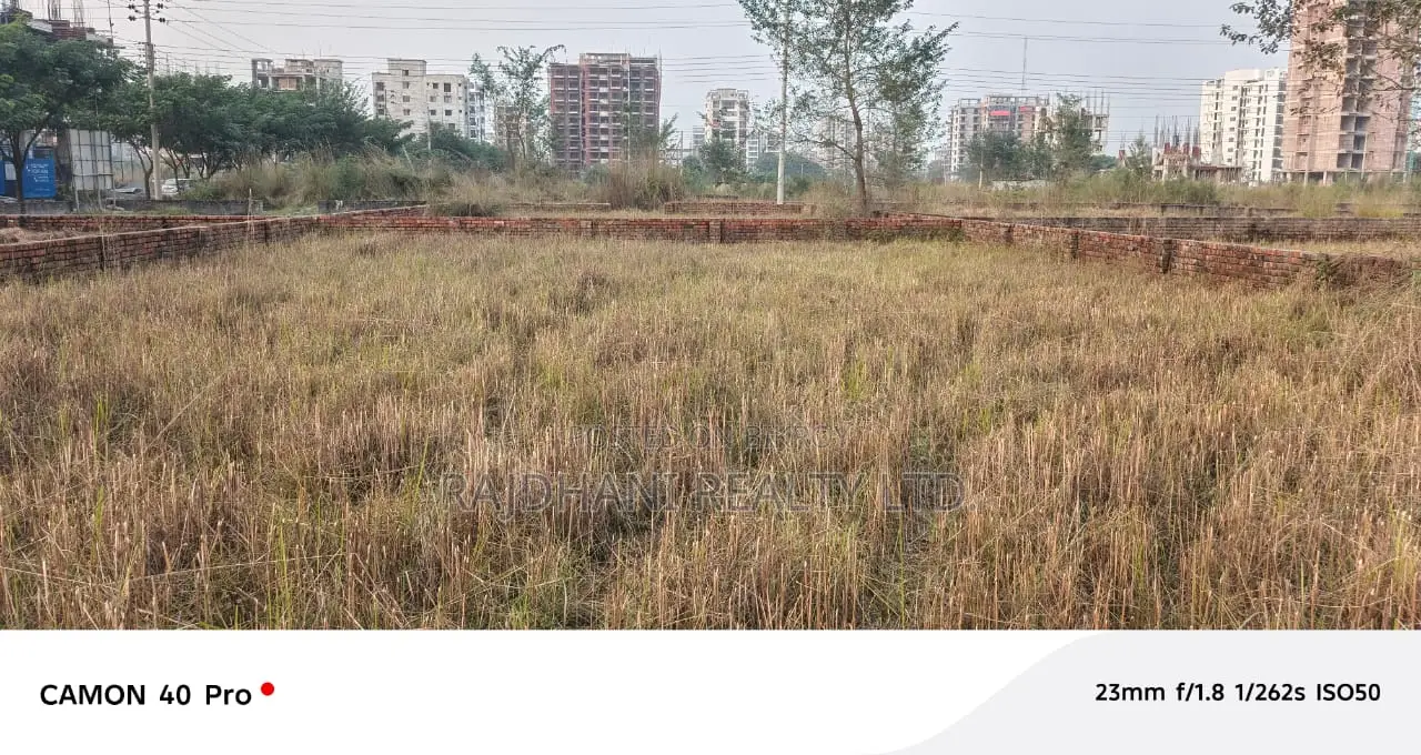 4 Katha Plot For Sale P Block Bashundhara Residential in Basundhara