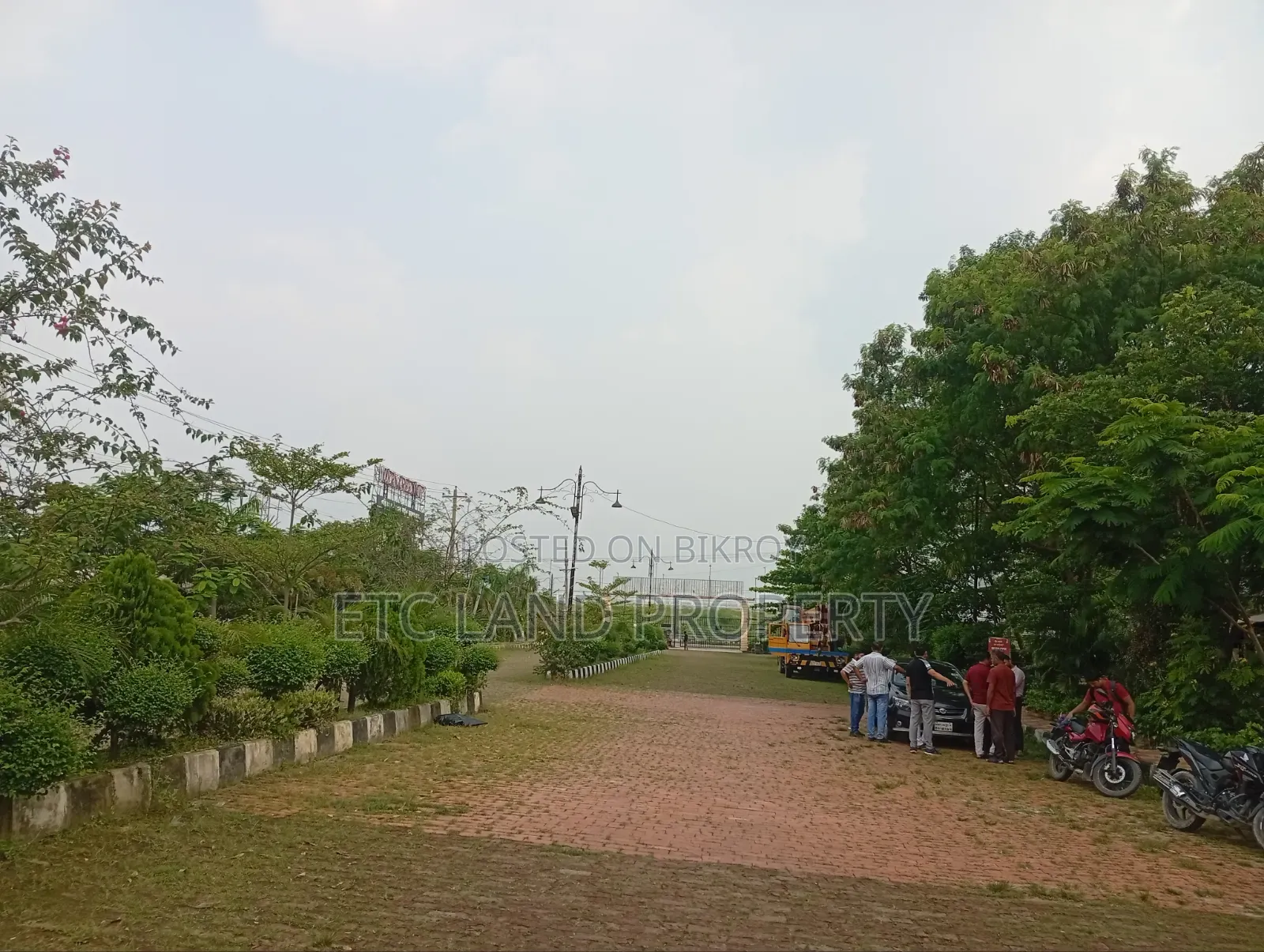 3-Bedroom Apartment in Nimtola, Mawa Highway for Sale in Mawa Highway