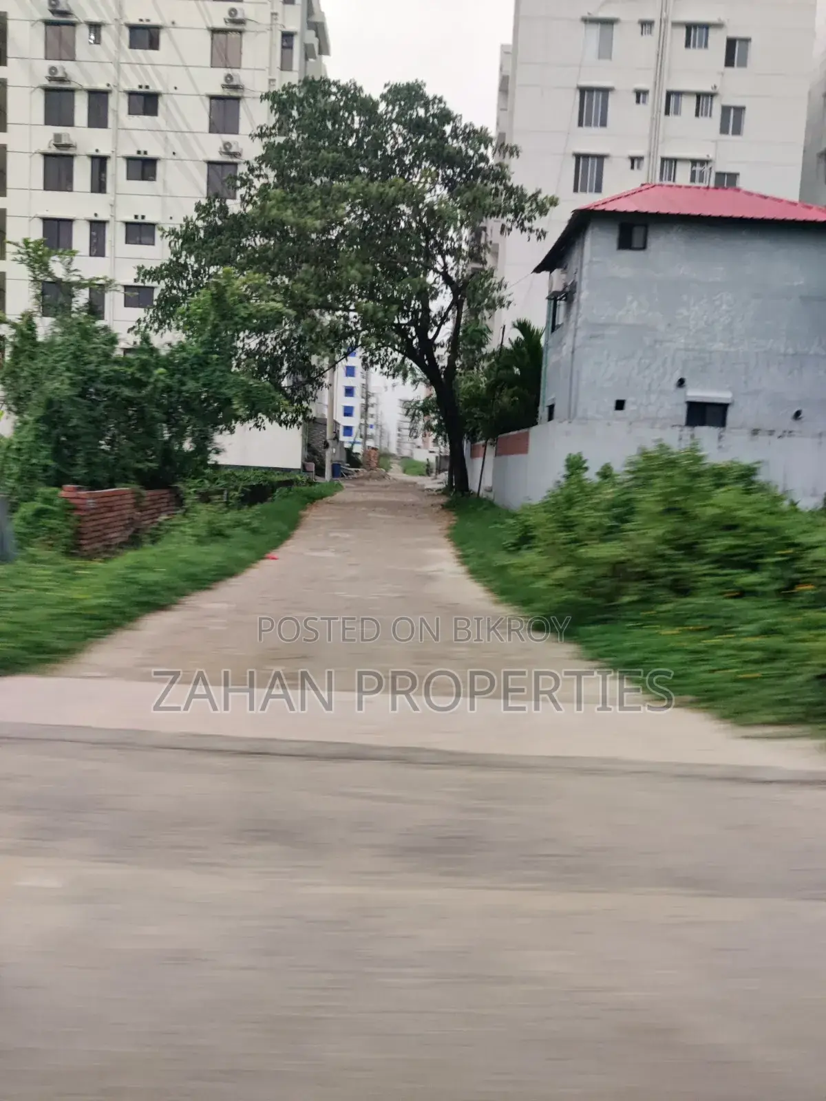 Bashundhara I Block South Facing 5 Katha Plot for Sale in Bashundhara City