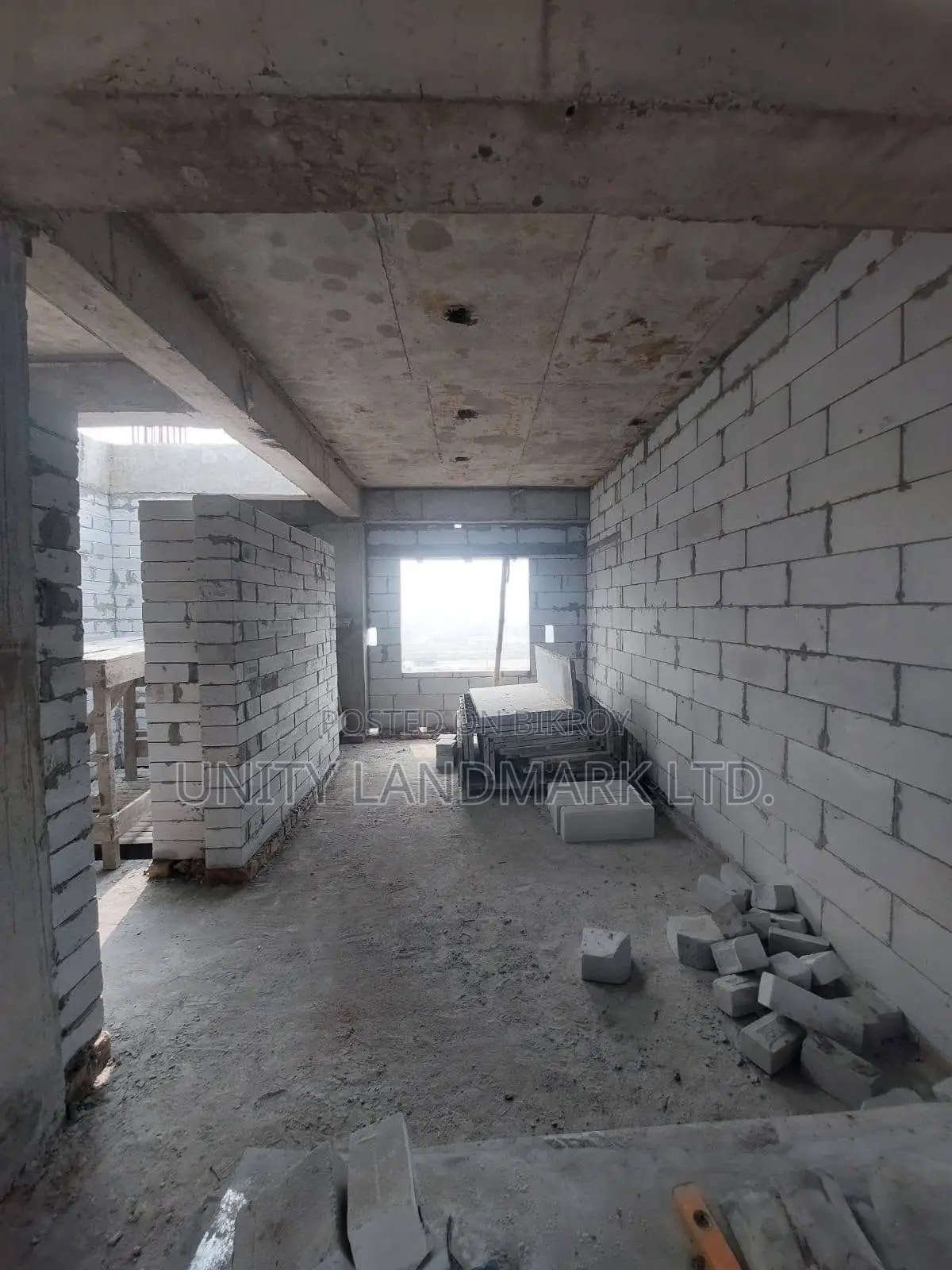4-bedroom Apartment in Uproperty, Jalshiri Abason for Sale in Jalshiri Abason