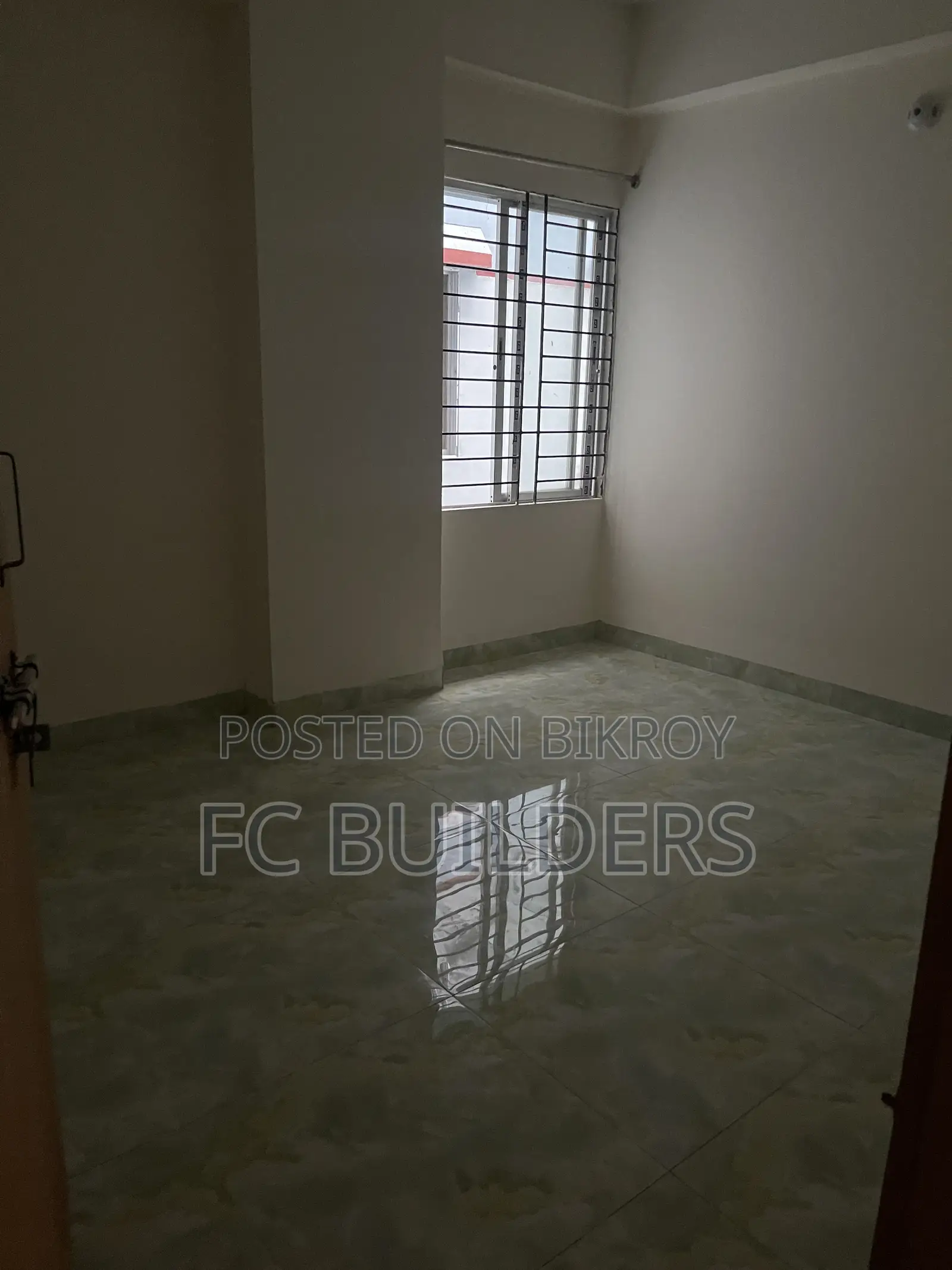 Furnished 3-bedroom Apartment in Ake Fayeznur Tower, ECB Chattar for Sale in ECB Chattar