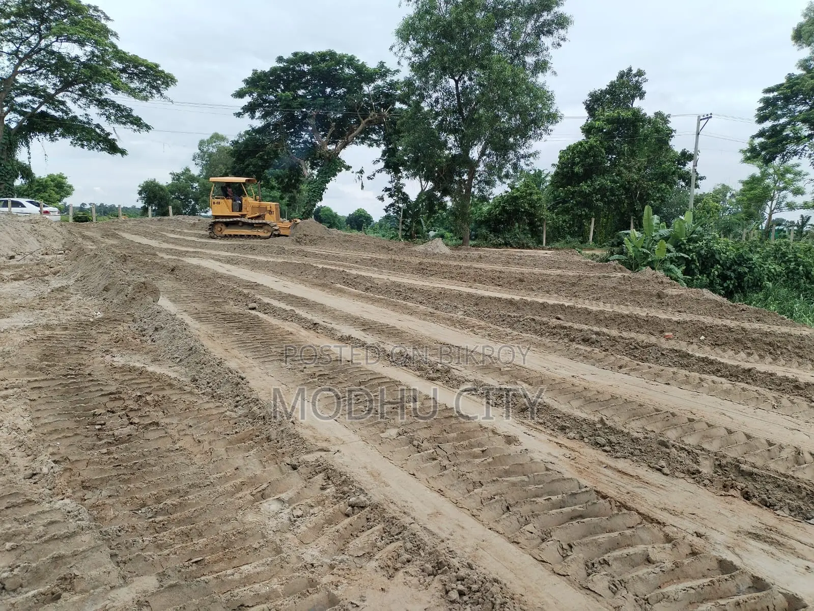 Buy a plot in the middle of the month with easy installments at a special discount in Mohammadpur