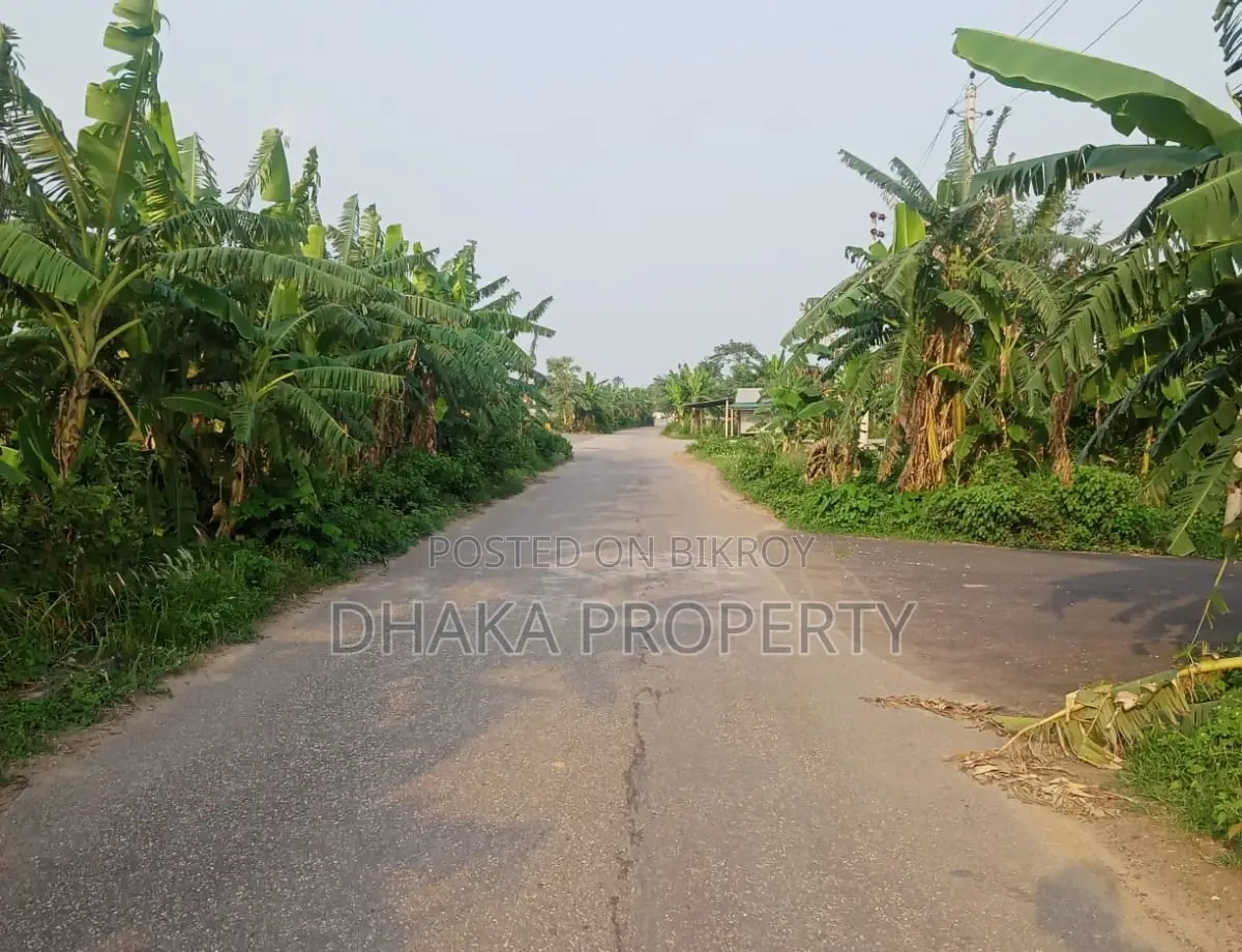 Semi Corner 3 Katha North/East at Sector-28 in Purbachal