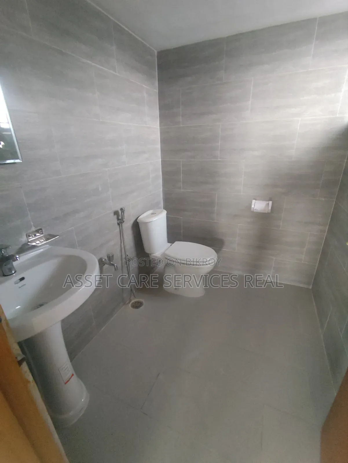 2158-SQFT Commercial Office Space Rent Kuril Badda in Basundhara
