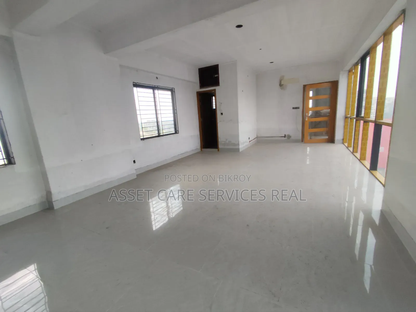 2158-SQFT Commercial Office Space Rent Kuril Badda in Basundhara