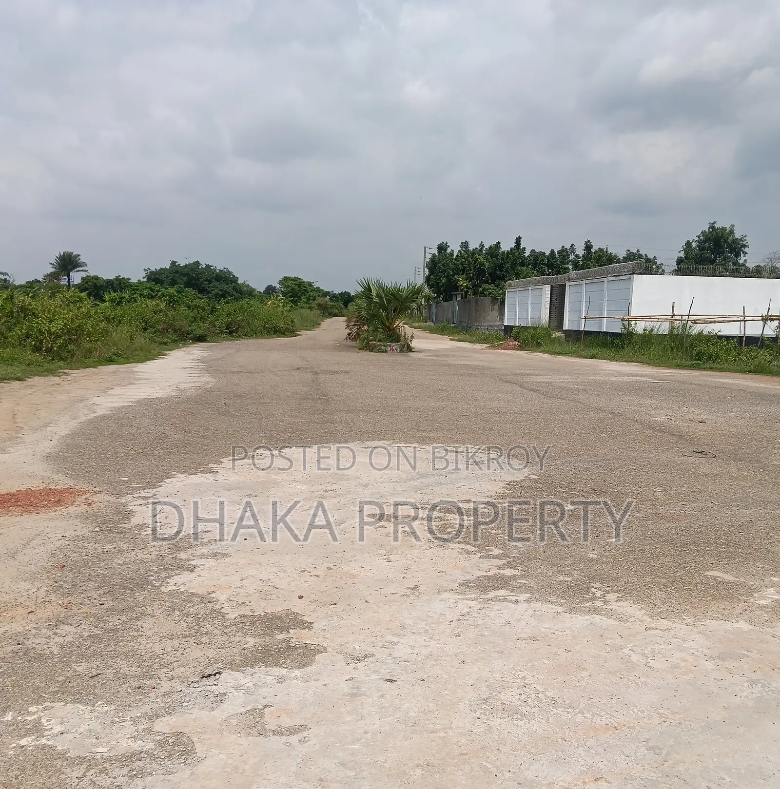 75/75ft Corner 4.5 Katha North/East At Sector-8 in Purbachal