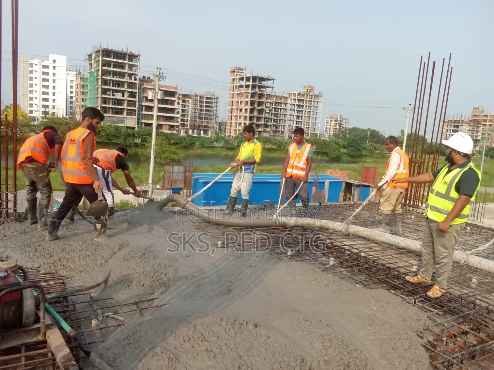 4-bedroom Apartment in Green Wood Gardenia, Jalshiri Abason for Sale in Jalshiri Abason