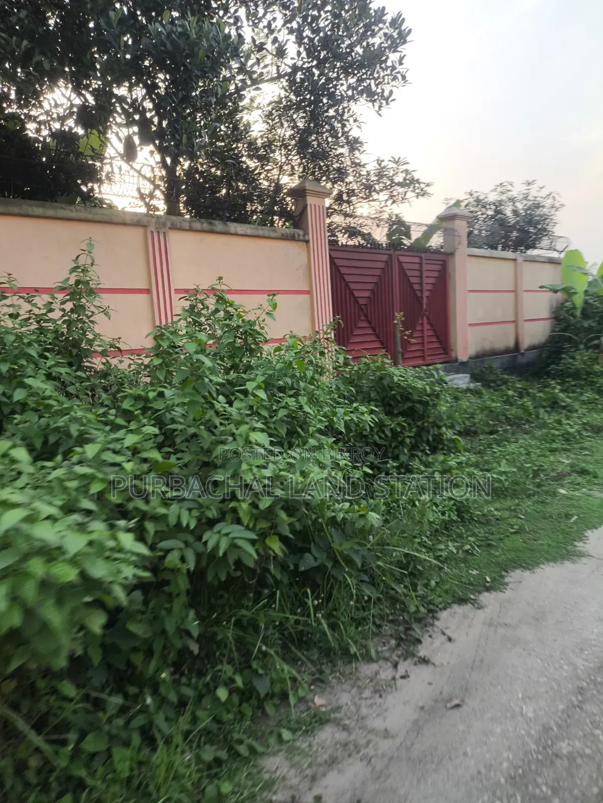 Sector: 26, East-North Corner 75 Ft Road 10 Katha Plot Sale in Purbachal in Purbachal