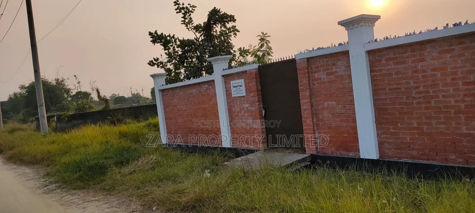 East-North corner 3 katha plot for sale in Sector 9. in Purbachal