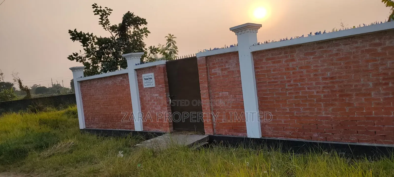 East-North corner 3 katha plot for sale in Sector 9. in Purbachal