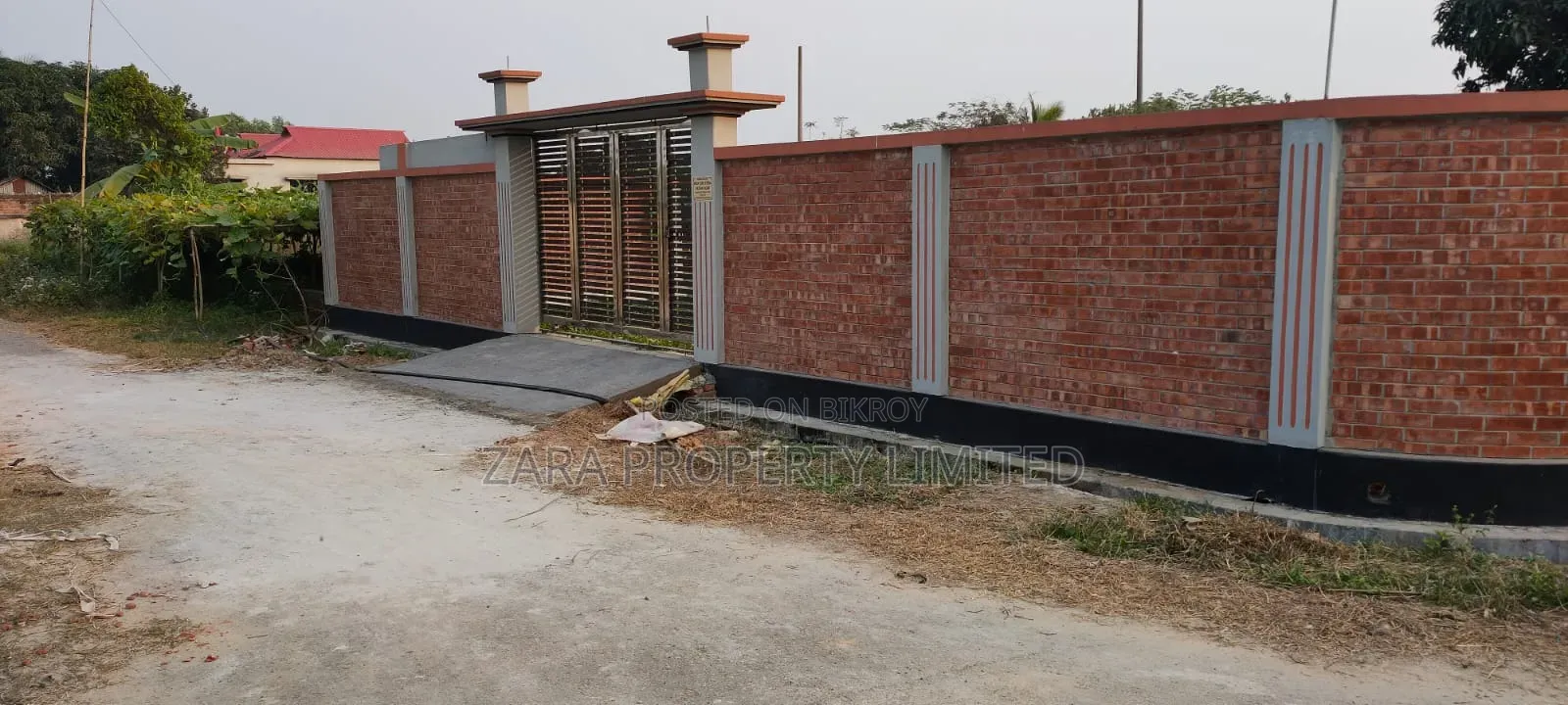 East-North corner 3 katha plot for sale in Sector 9. in Purbachal