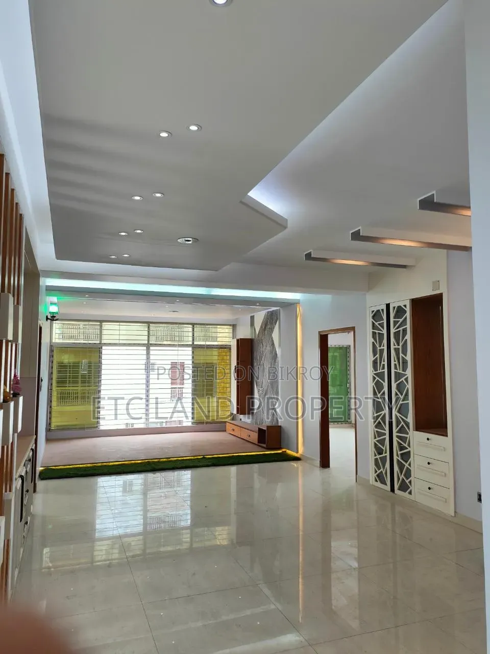 Furnished 3-Bedroom Apartment in Basundhara for Sale in Basundhara