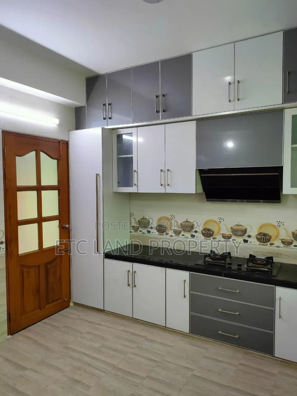 Furnished 3-Bedroom Apartment in Basundhara for Sale in Basundhara