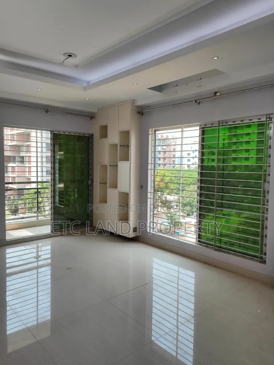 Furnished 3-Bedroom Apartment in Basundhara for Sale in Basundhara