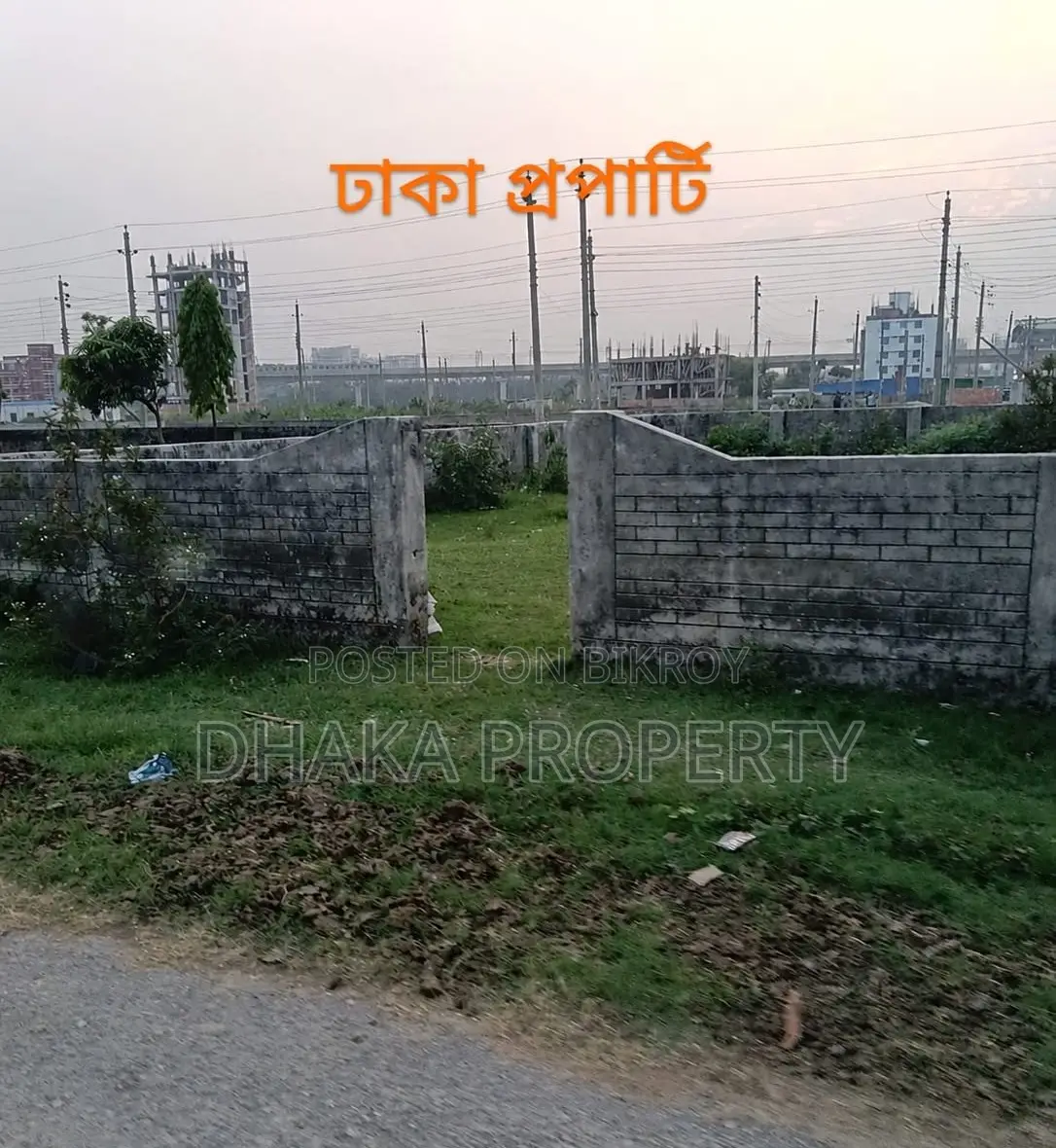 60ft Road 3 Katha Park View South at Sector-17/B. in Uttara