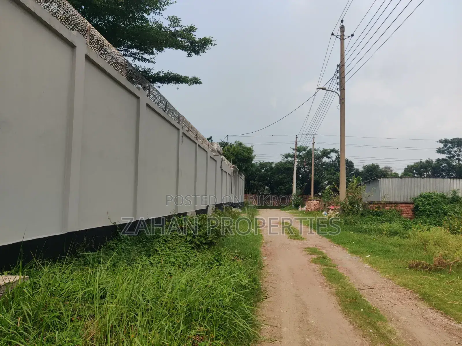 Bashundhara I Block 40 Ft Road 10 Katha Plot for Sale in Bashundhara City