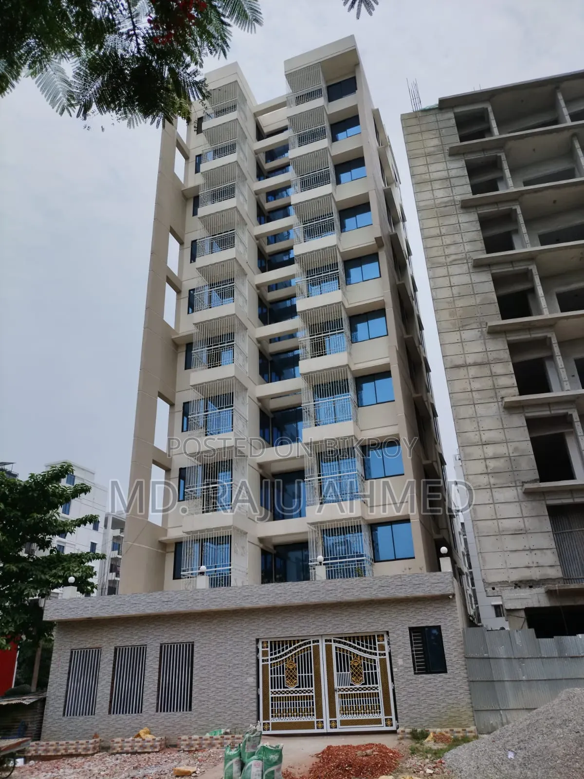 Furnished 3-Bedroom Apartment in Aftabnagar for Sale in Aftab Nagar